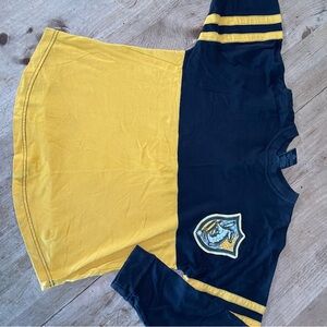 Universal Studios Hufflepuff Harry Potter Tee XS